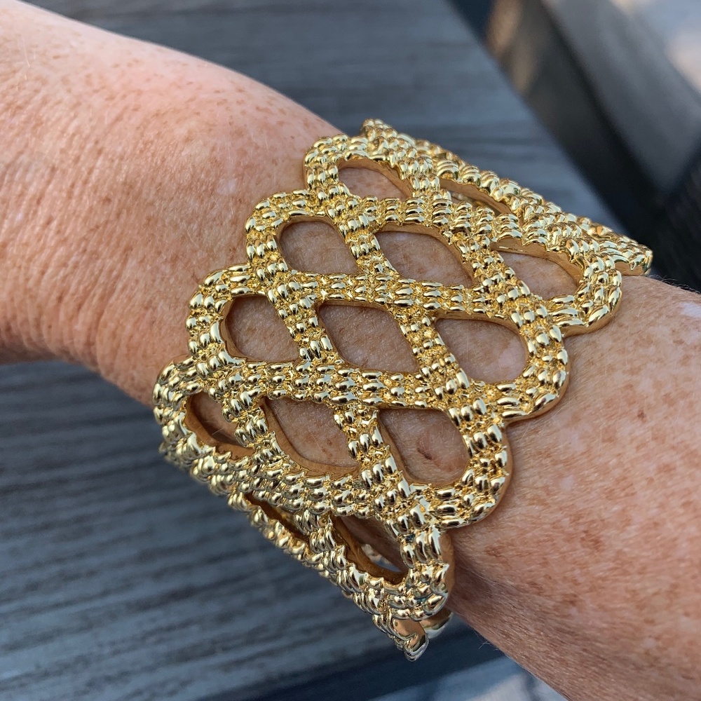 NWT LILLY PULITZER gold metallic cuff bracelet